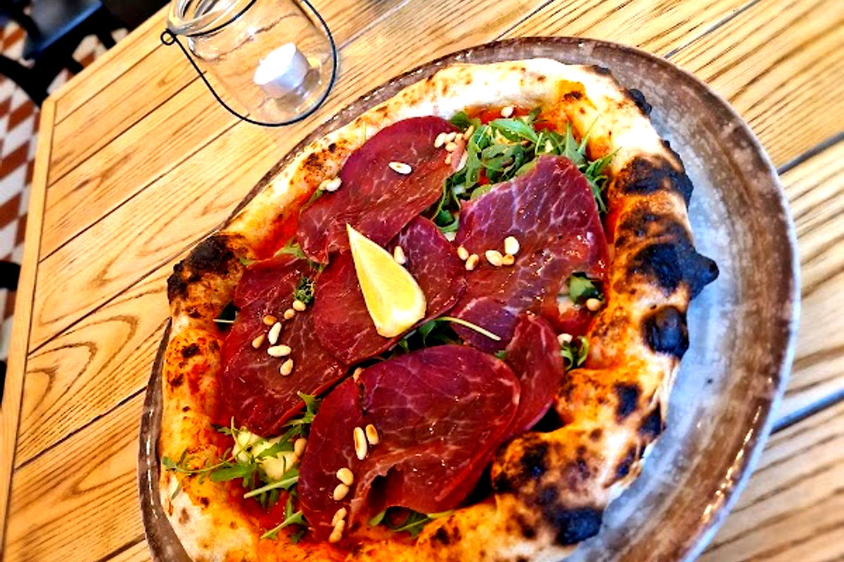 Lilla Rustik, Pizza Napoletana - Photo 1