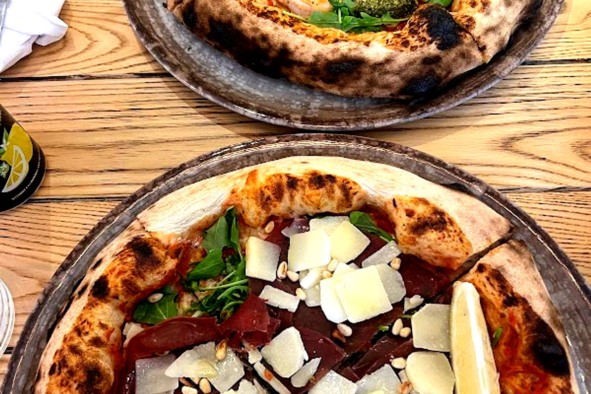 Lilla Rustik, Pizza Napoletana - Photo 3