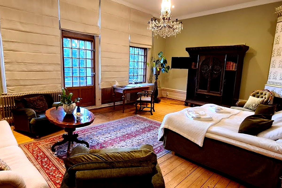 TELEBORGS SLOTT - Photo 2