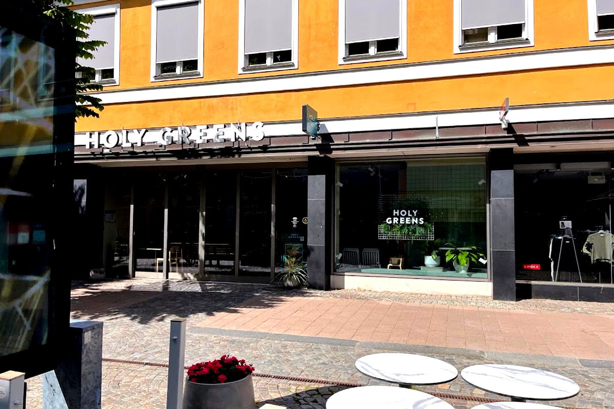 Holy Greens - Photo 1