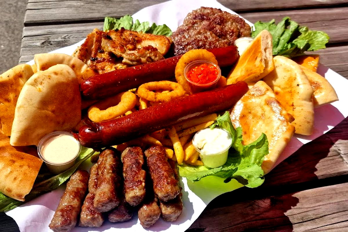 Balkan Steak - Photo 2