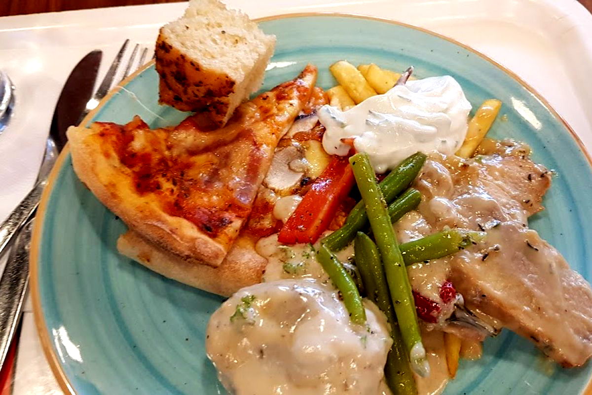 Baked & Grilled - Photo 2