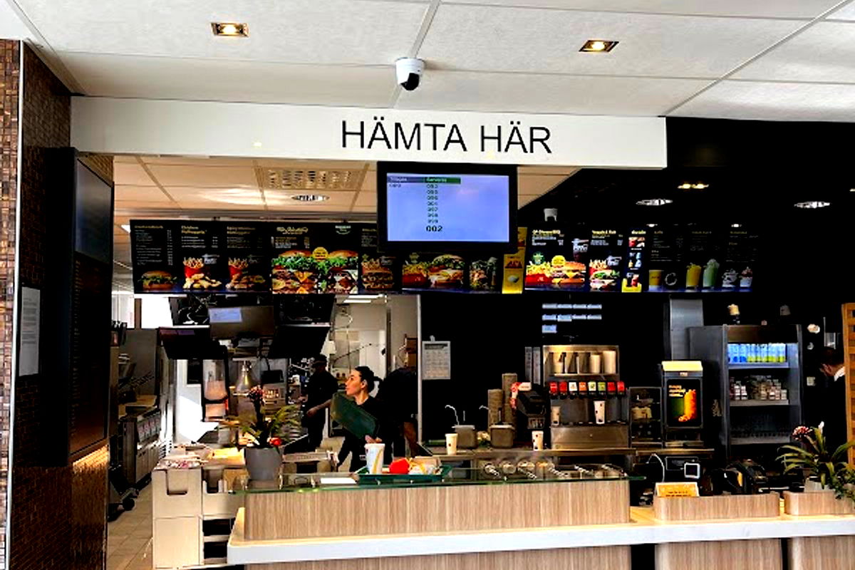 McDonald's Växjö Samarkand - Photo 3