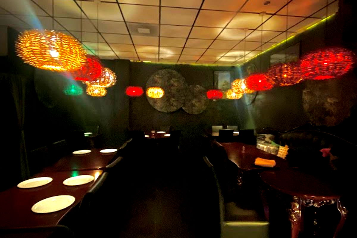 Redford Indian - Photo 5