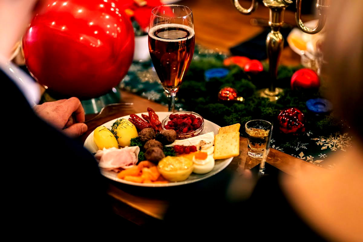 Event Center Knock 'em Down - Photo 2