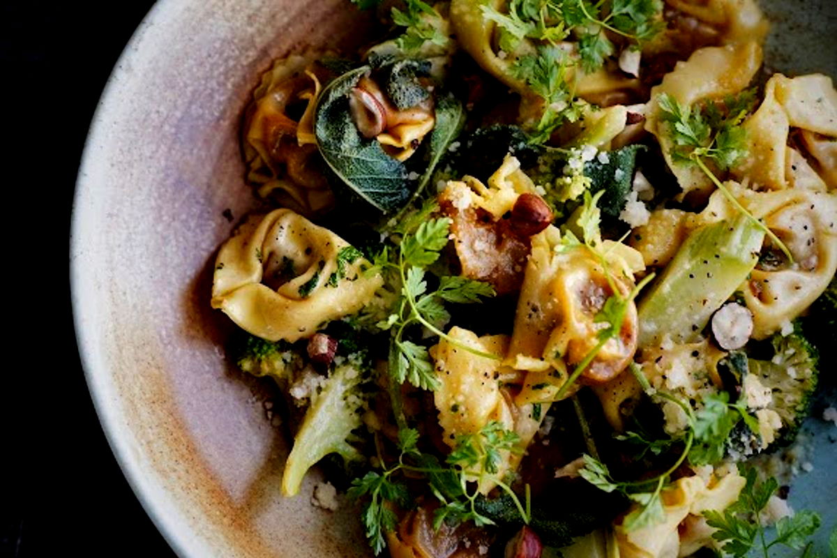 The Social Bar & Bistro - Photo 5