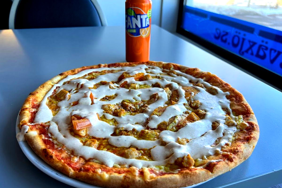 Pizzeria Amore - Photo 2