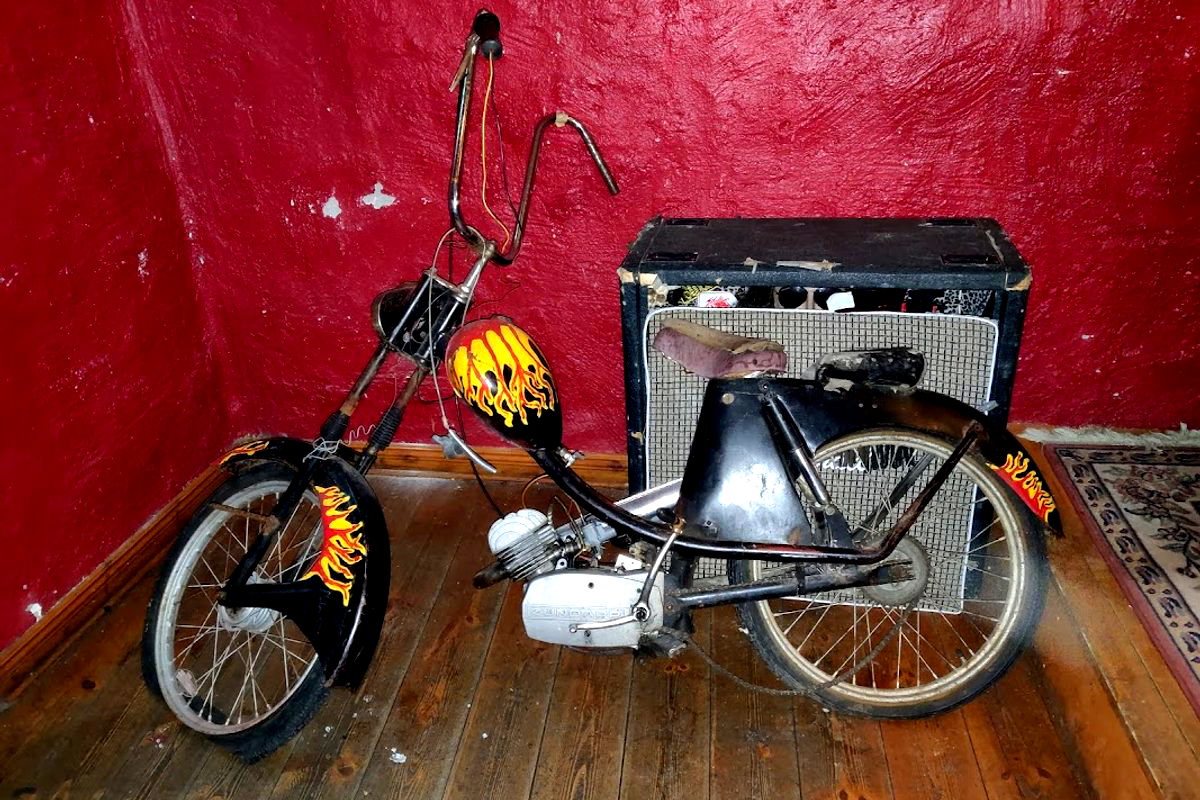 Bullet Bar - Photo 1