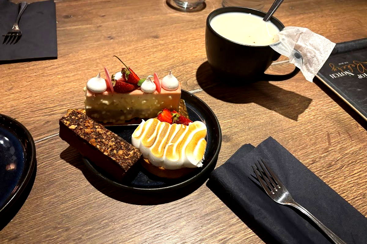 Top Notch Bakery - Photo 3