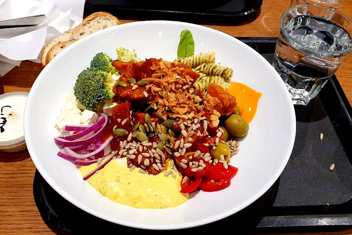 We Love Food - Photo 2