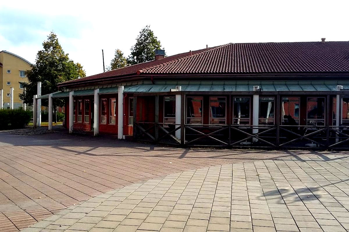 Restaurang och Pizzeria Hovshaga Centrum - Photo 3