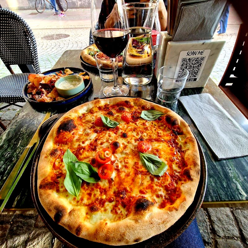 V Italiano Moderno Malmö - Photo 3