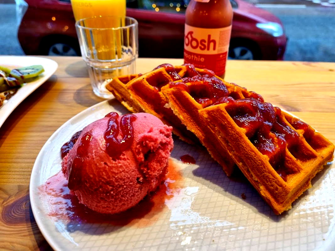 Tango Gelato Cafe &Creperie - Photo 3