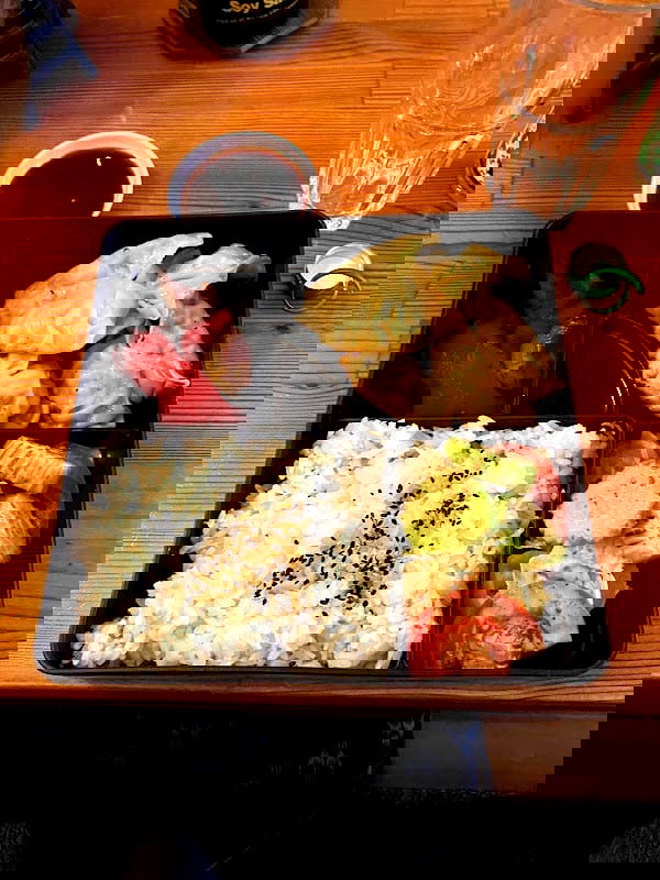 Yukikos Sushi - Photo 5