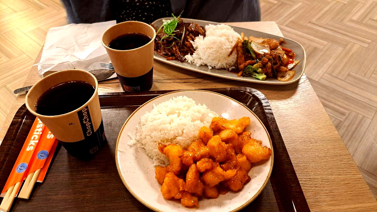 ChopChop Asian Express - Photo 5