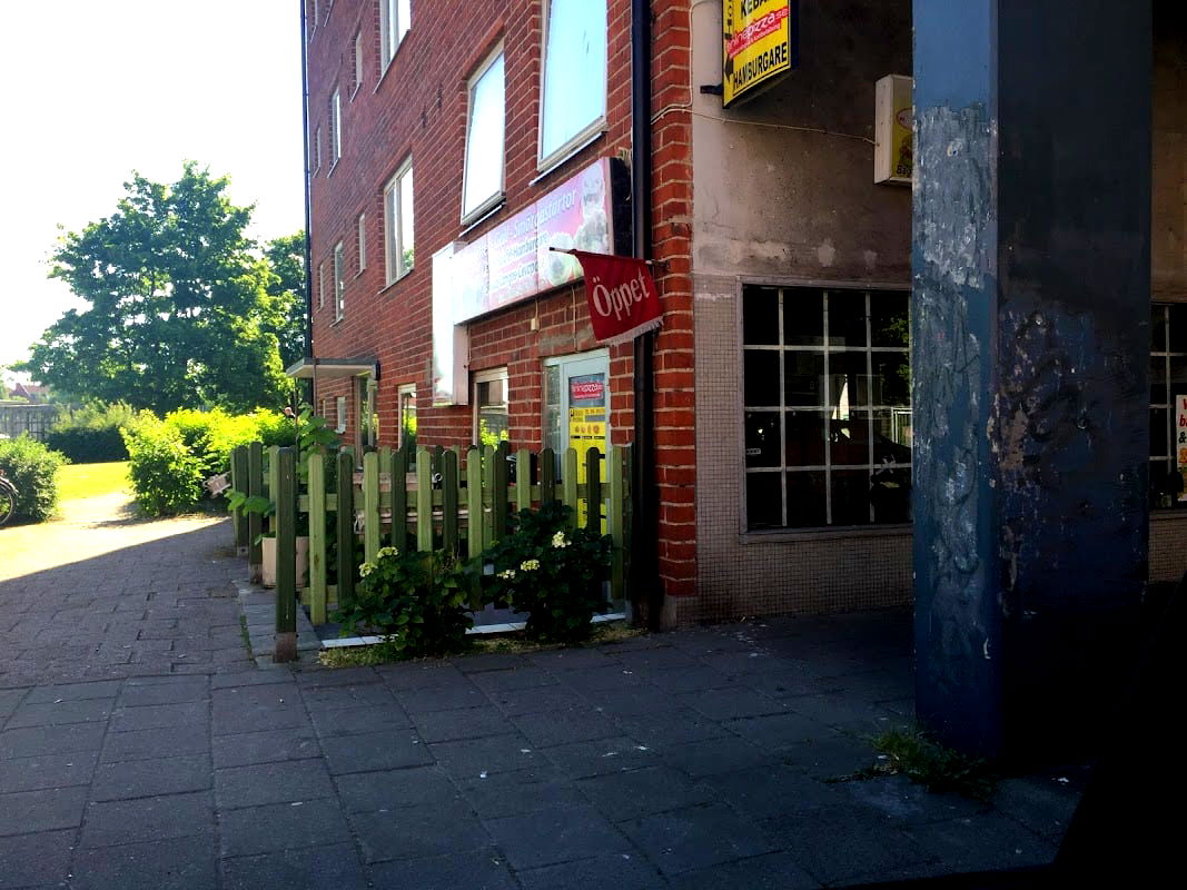 Zidanos pizzeria - Photo 5