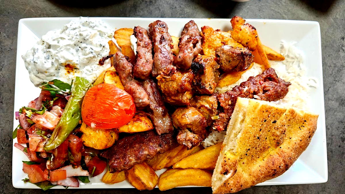 Anatolia Kolgrill - Photo 2