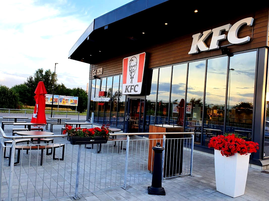 KFC - Photo 1