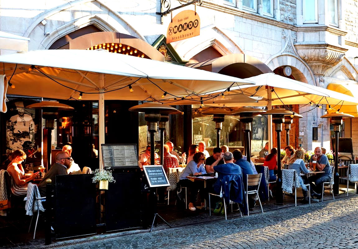 Mando Steakhouse & Bar - Photo 1