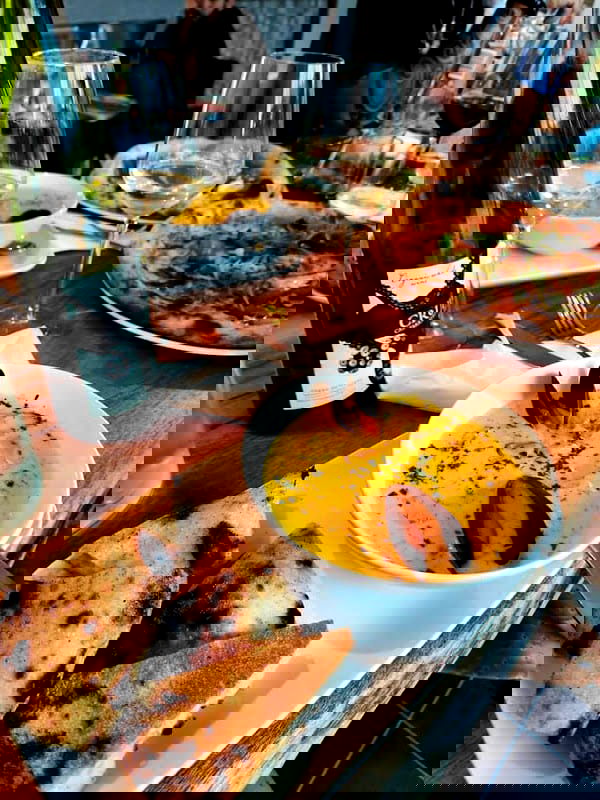 Bistro Autentico? - Photo 2