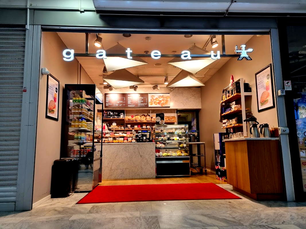 Gateau Uppsala Centralstation - Photo 1