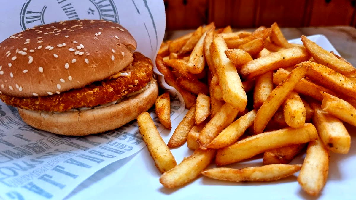 Bergsbrunna pizzeria - Photo 3