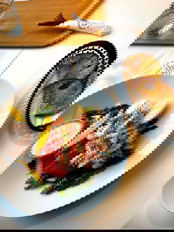 Café Cardamom - Photo 4