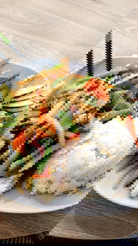 Hinode Sushi - Photo 3