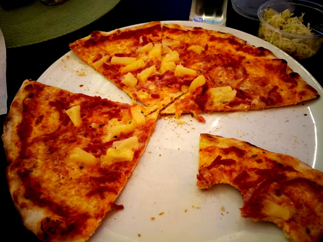 Pizzeria valentino - Photo 2