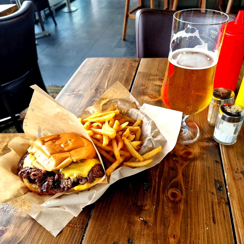 Dockside Burgers & Bar Malmö - Photo 3