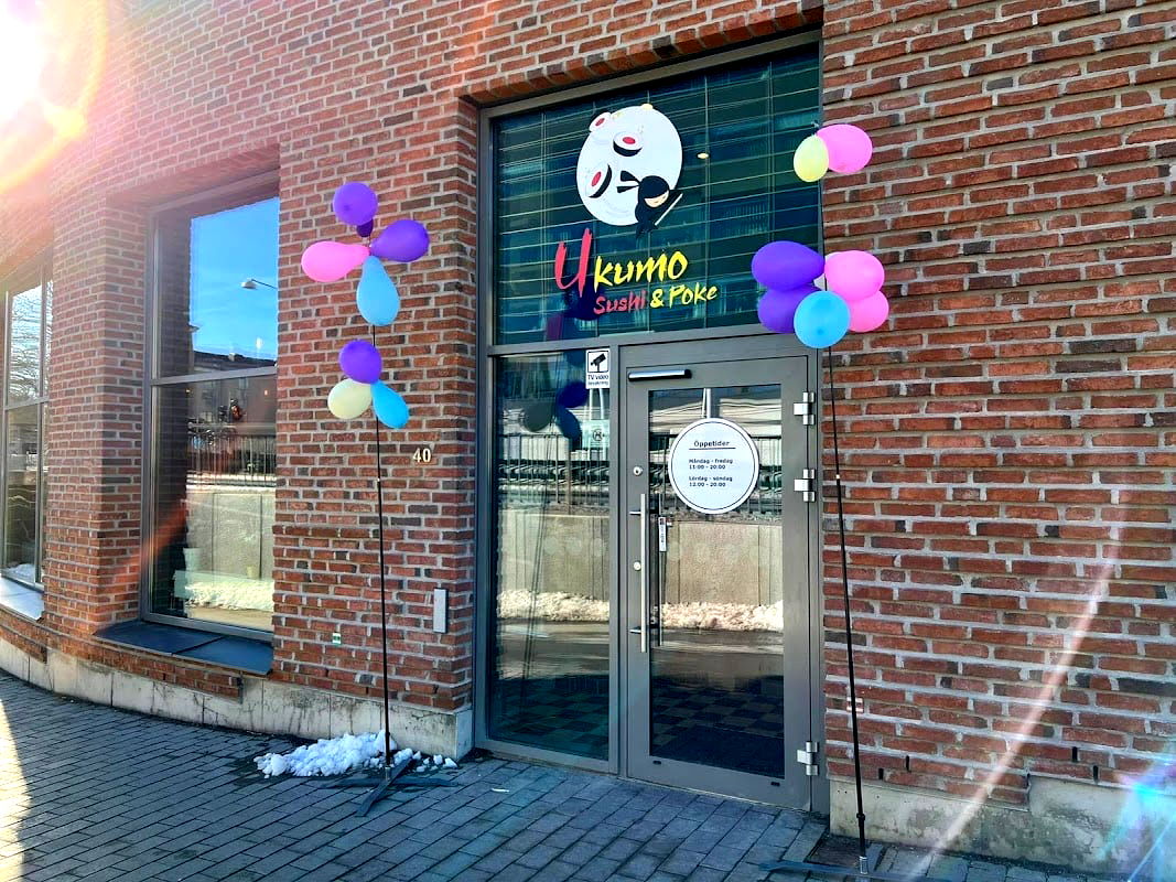 Ukumo Sushi & Poke - Photo 1