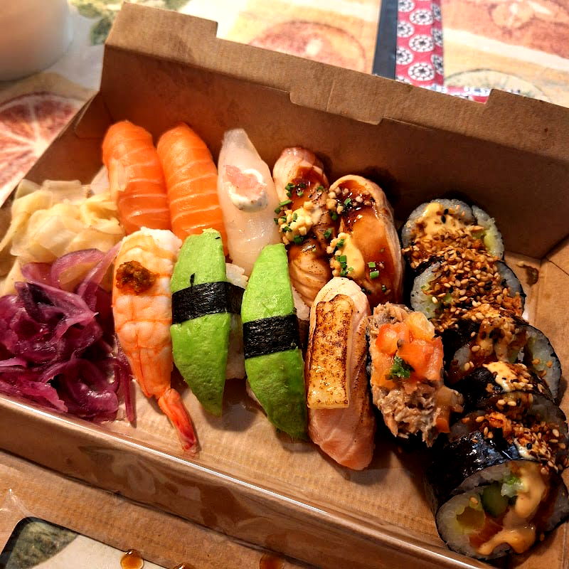 Ukumo Sushi & Poke - Photo 5