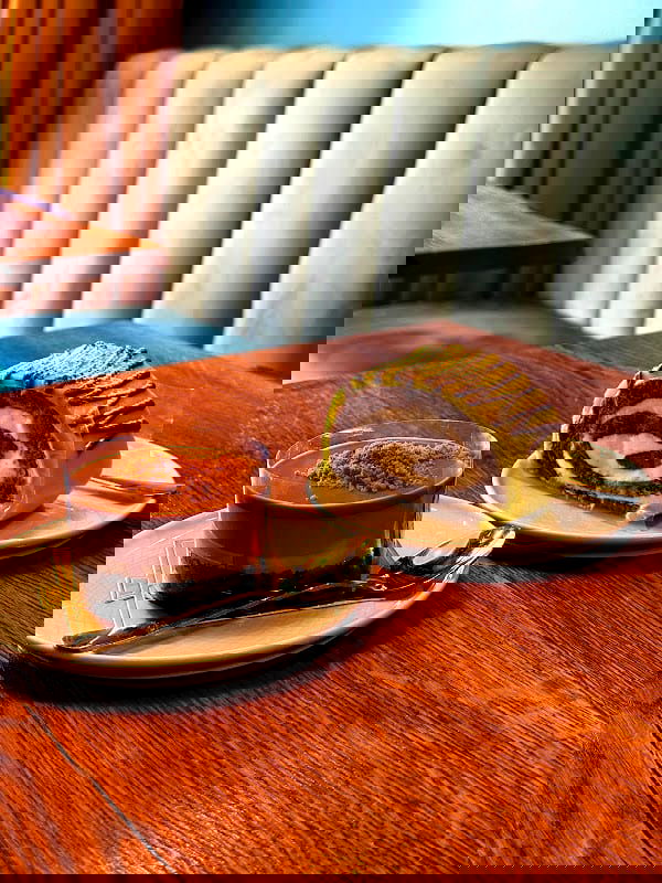 Sweeti Cafe - Photo 2