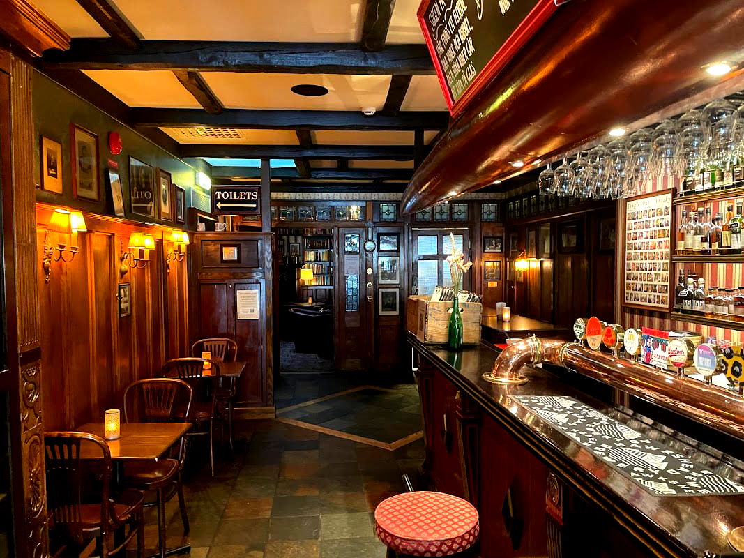 The Bishops Arms - Gustav Malmö - Photo 1