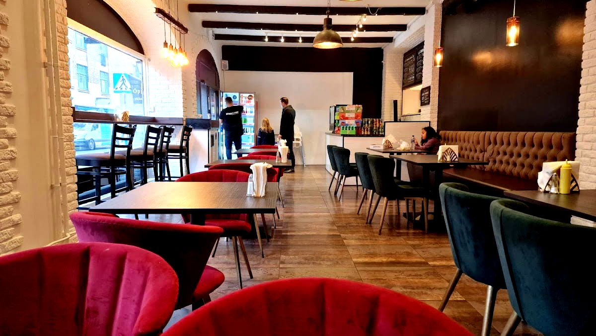 Street Fam - Photo 4