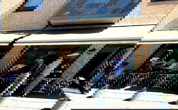 Bara pub och pizzeria - Photo 1