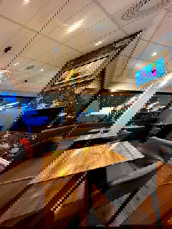 Joy's (fd. Sandys) - Photo 1