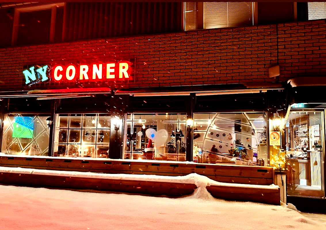 NY Corner Bar & Burger-Pizza - Photo 1