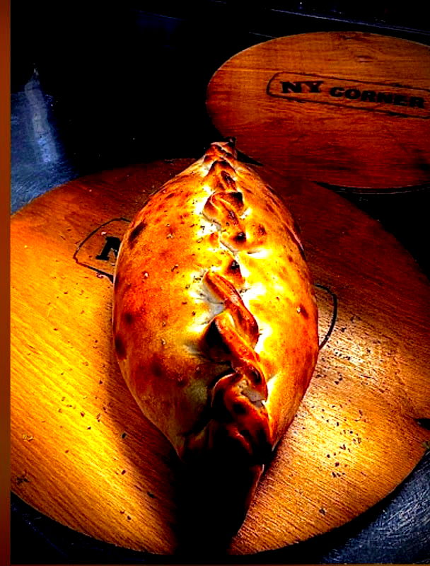 NY Corner Bar & Burger-Pizza - Photo 2