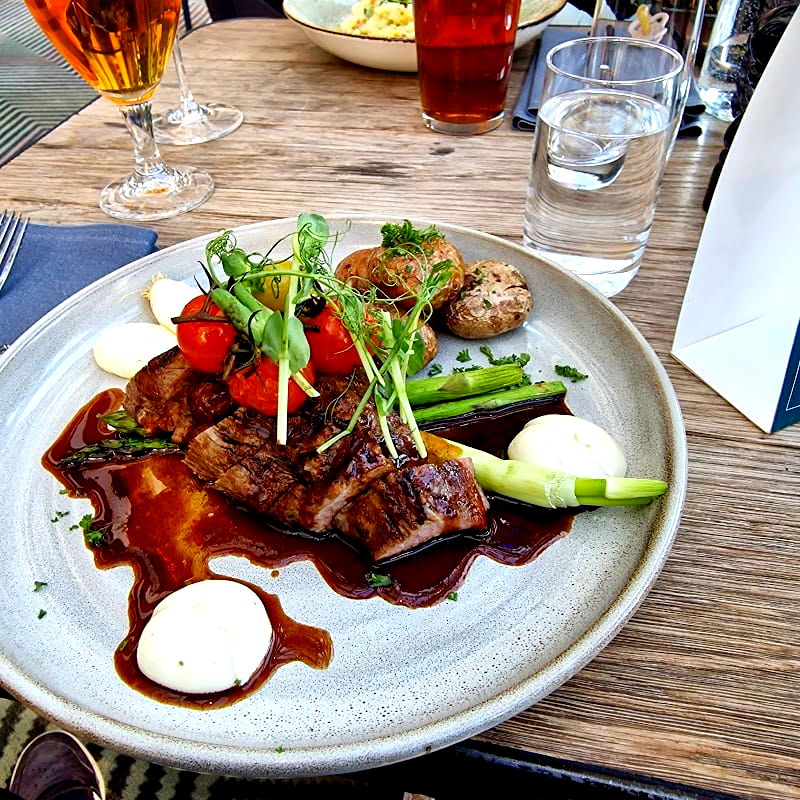 Lean Grill & Bar - Photo 3