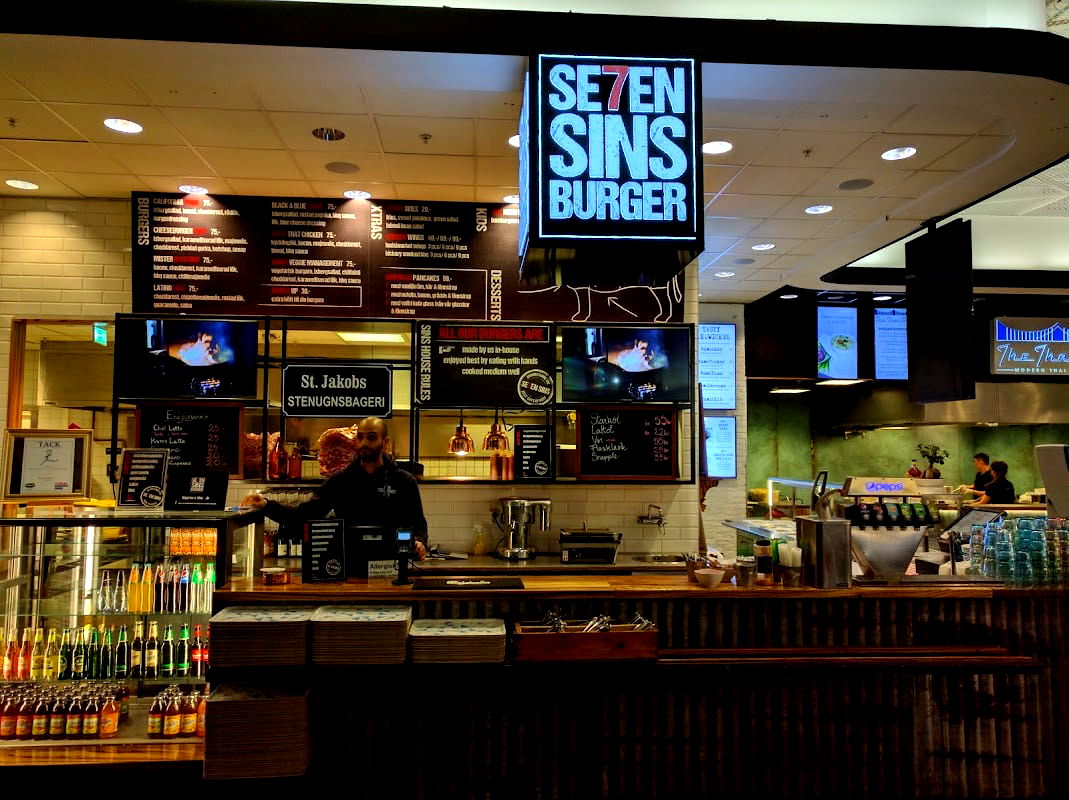 Se7en Sins Burger - Photo 1