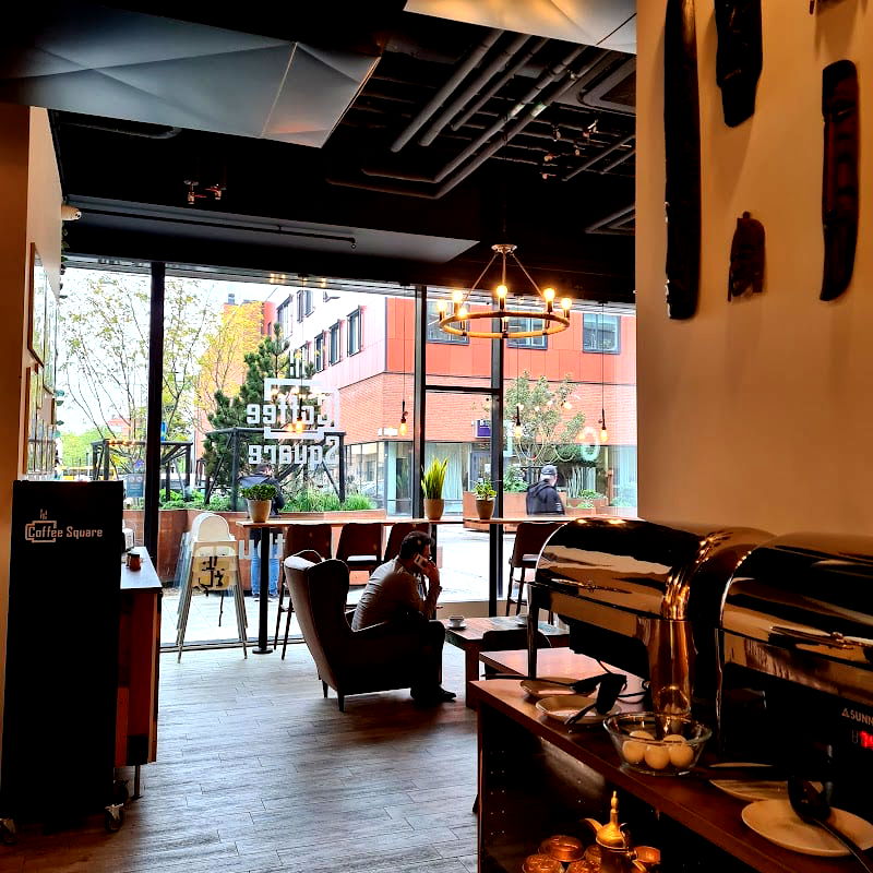 Coffee Square - Photo 4